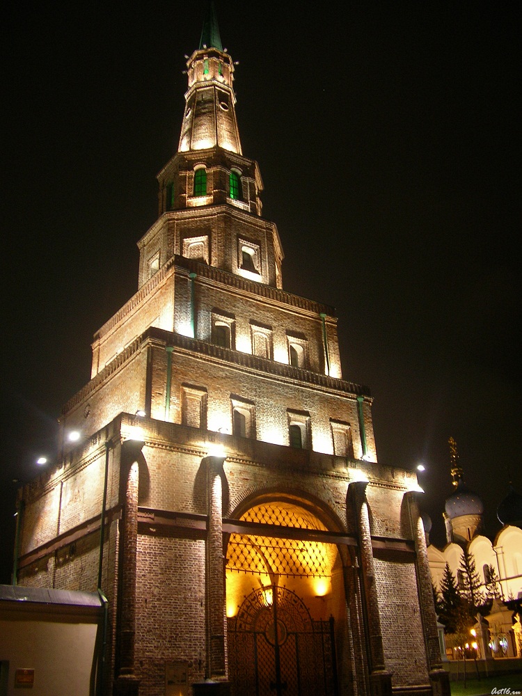 Храм-памятник воинам, павшим при взятии Казани в году — Википедия